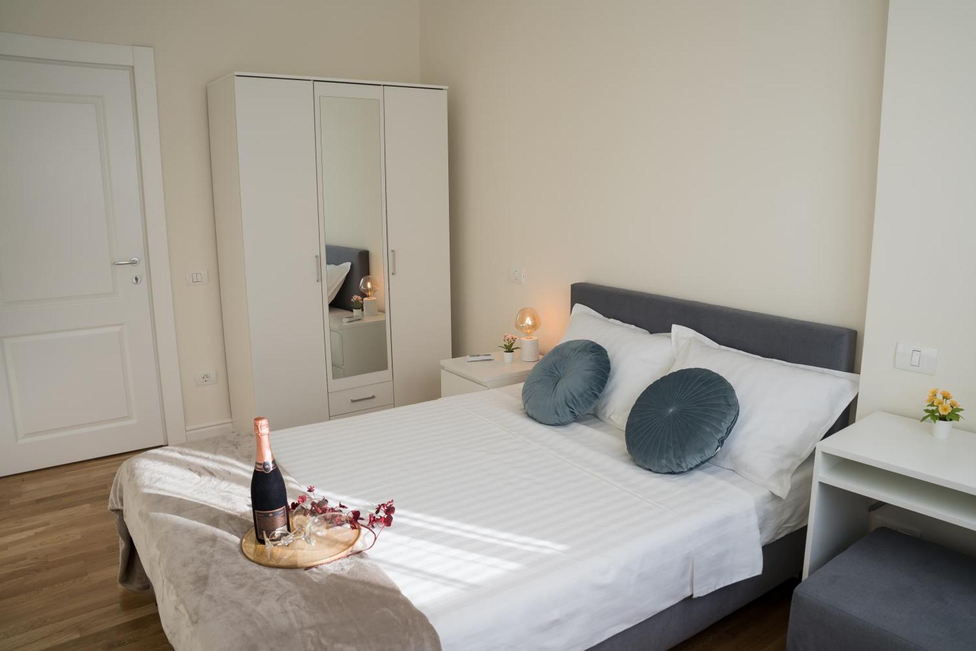 Azaleea Apartments Bucureşti Eksteriør bilde